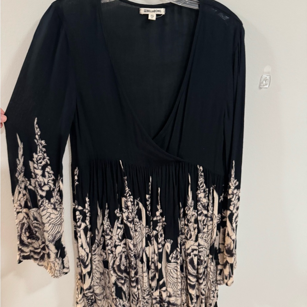Billabong Black and Cream Floral Wrap Dress